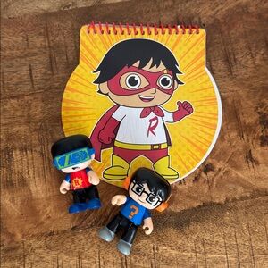 Ryan’s World Set of 2 figures and notebook